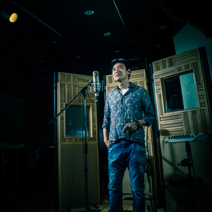 日本人激烈吃奶头
